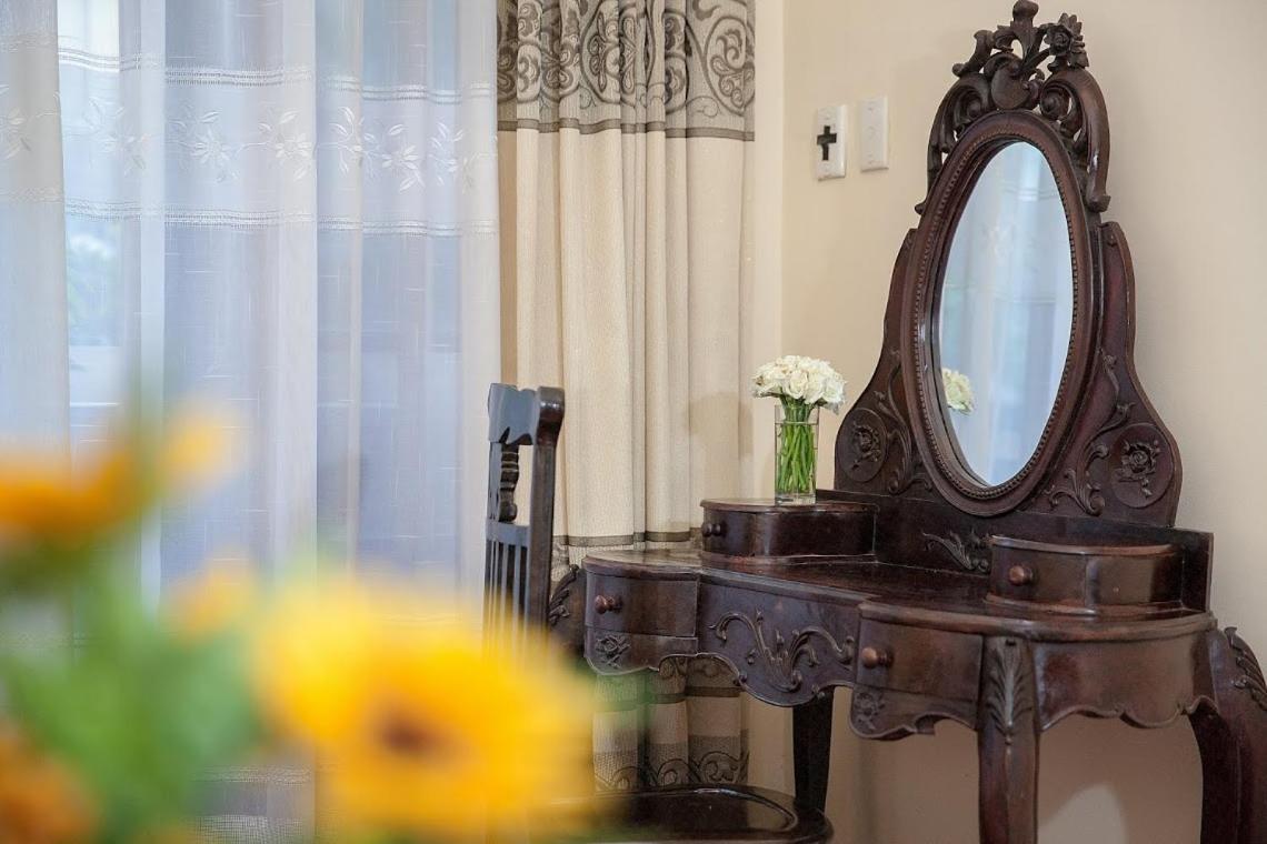 Lucky Central Hotel & Travel Hà Nội Ngoại thất bức ảnh